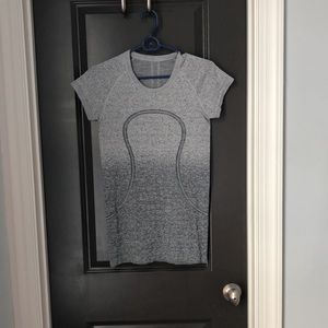 Lululemon Swiftly Tech short sleeve shirt